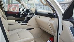 تۆیۆتا لاند کروزەر